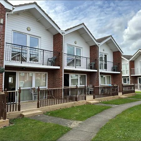 Corton Coastal Retreat At Waterside Park别墅 外观 照片